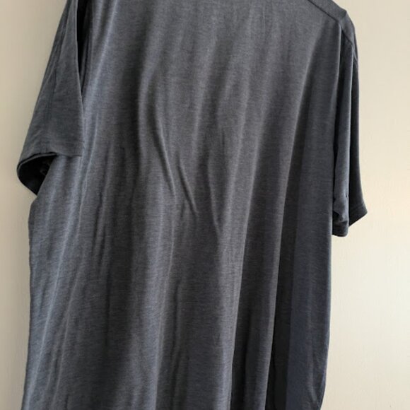 LL Bean Gray/Blue T-Shirt Size XL Tall - Picture 3 of 8
